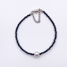 Bracelet en Spinelle noir et Perle d’eau douce ronde